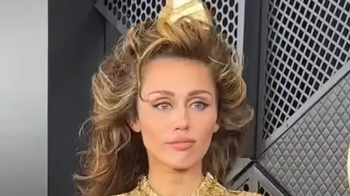 Miley Cyrus change de nom et devient juste Miley ! 