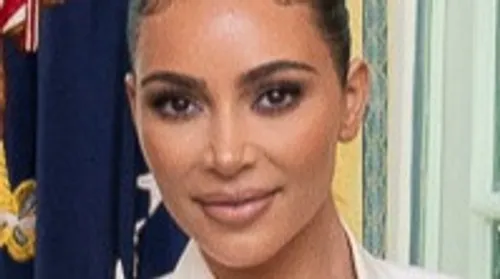 Kim Kardashian agace la NASA