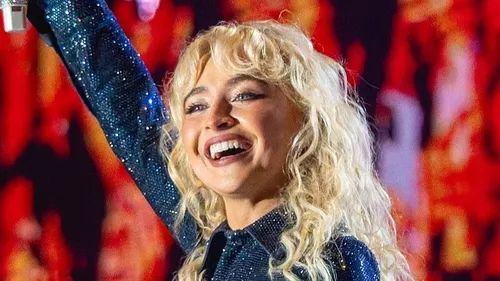 Sabrina Carpenter va jouer dans une comédie Musicale 