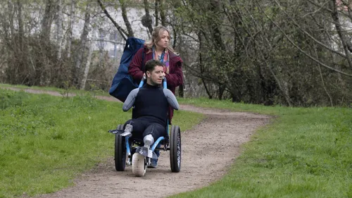 "C’est un hommage à tous les aidants" : Pour le meilleur, biopic...