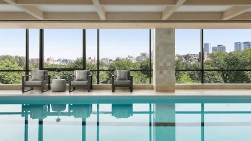 Bar privé, piscine, jacuzzi... où dorment les Bleus pendant la...