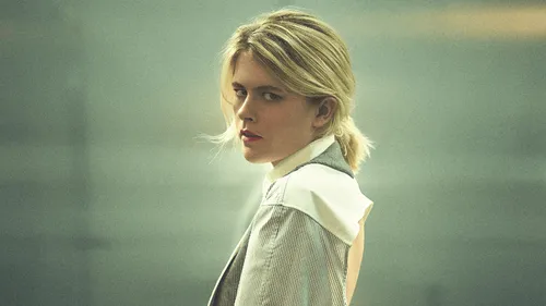 La réédition de son album, le lien avec son public, son amour pour...