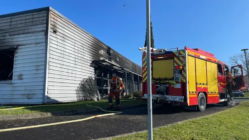 Vendée : incendie dans une entreprise à Pouzauges, 230 salariés au...