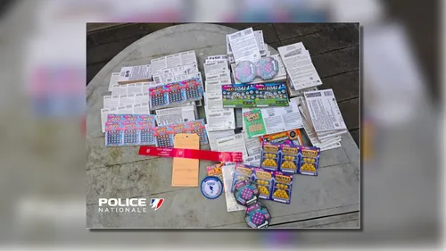 Charente-Maritime : il vole des tickets à gratter en perçant le mur...