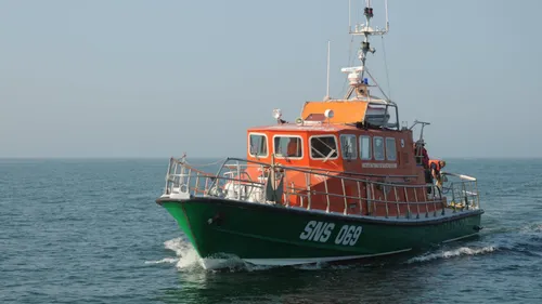Collision entre un trimaran et un bateau du parc éolien de...