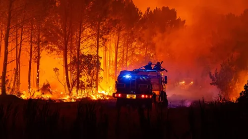 Incendie en Gironde : plus de 12 000 hectares parcourus, des...