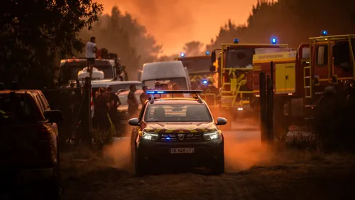 Mégafeu en Gironde : après dix jours de combat, le feu est fixé et...