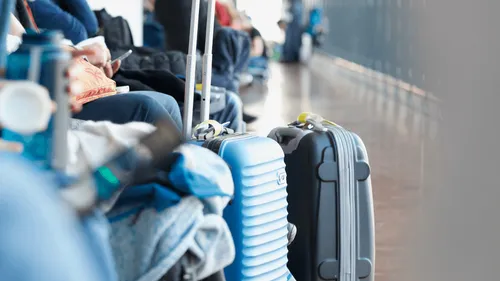 Elle est interceptée avec plus de 5 kg de vêtements sur elle à...