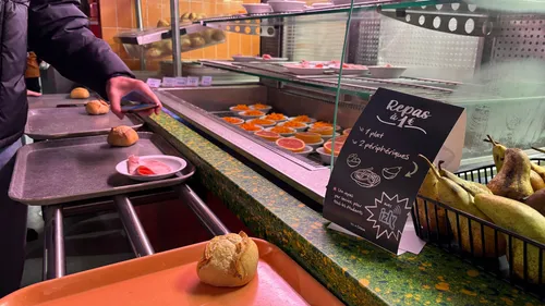 Nantes : "Un vrai budget en plus", le repas à 1 euro attire au RU...