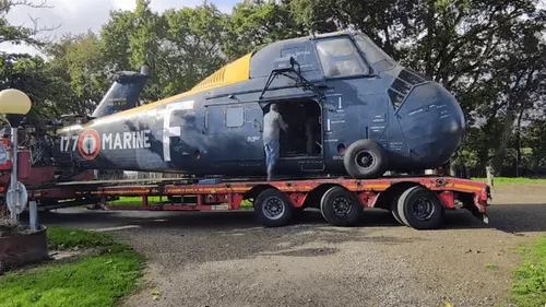 Loire-Atlantique : faire du camping dans un hélicoptère, c’est...