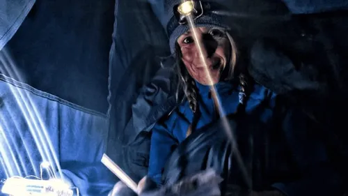 Après 500 jours sous terre et coupée du monde, elle refait surface ! 