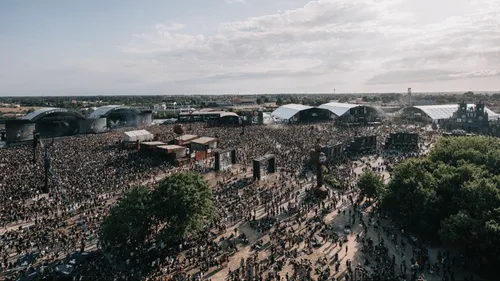 J-100 avant le Hellfest : les tickets d'or font leur retour