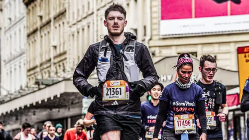 Une idée bien "farfelue" : il va courir un marathon dans un bar de...