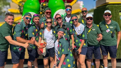 Tour de France : on a infiltré les caravanes entre Chinon et...