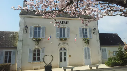 Indre : "Saint-Valentin, c’est le village des amoureux toute l’année"