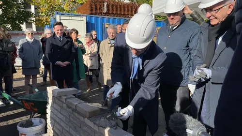 Tours : la première pierre de l’extension de Polytech a été posée