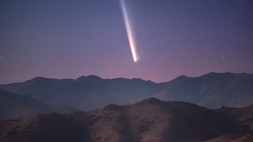 Comète spectaculaire : comment l'observer à l'œil nu ?