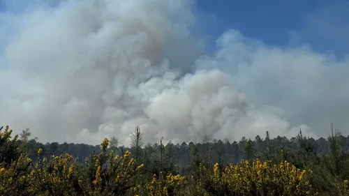 Un important incendie entre l’Anjou et la Touraine