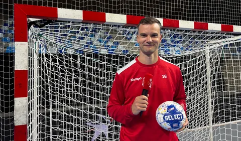 "Je suis excité comme si c’était mon premier match" : début du...