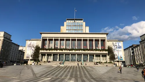 Municipales 2026 : séisme à Brest, la ville bascule à droite pour...