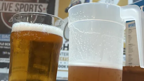 "Il m'en reste moins de 1 000" : une bière bretonne, la "John...