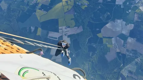 Vienne : un record du monde dans le ciel de Châtellerault