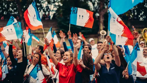Paris 2024 termine son aventure sur les Champs-Elysées !