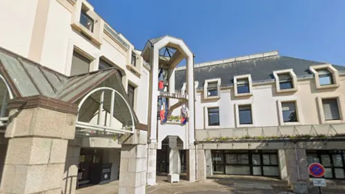 Le maire de Concarneau visé par une plainte pour viol