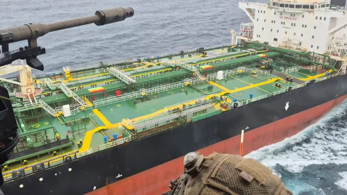 Un pétrolier russe arraisonné à l'ouest de la Bretagne