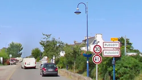 À Plogoff, une inscription anti-touristes près de la pointe du Raz...