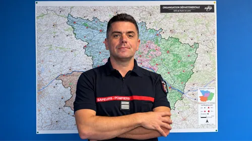 À la tête des pompiers de Maine-et-Loire : qui est Sébastien Salès ?