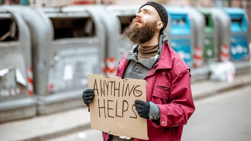 Emmaüs organise une vente au profit de l’association 100 pour 1...