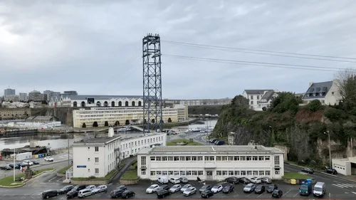 Brest : les passagers du téléphérique bloqués en l’air