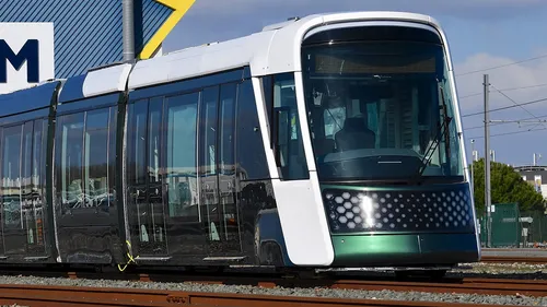 Accident entre une voiture et un tramway à Nantes : une...
