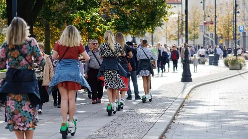 Les trottoirs interdits aux trottinettes ? 