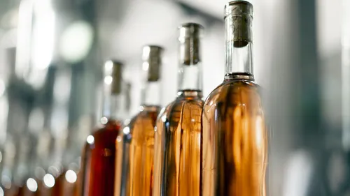  Charente : 12 000 bouteilles de cognac volées... par un faux...