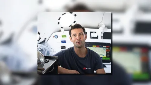 Le navigateur breton Guirec Soudée prend le départ d’un nouveau...