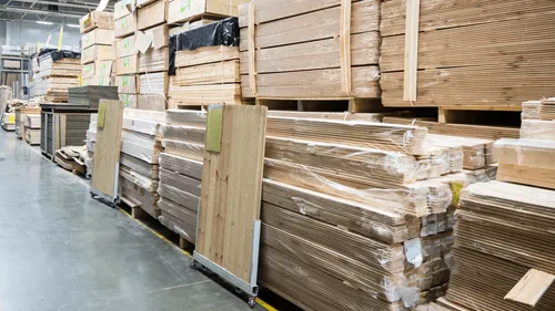 Femme écrasée par 300 kilos de claustra : Leroy Merlin condamné à...