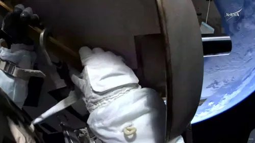 Les premières images de Sophie Adenot dans l'espace