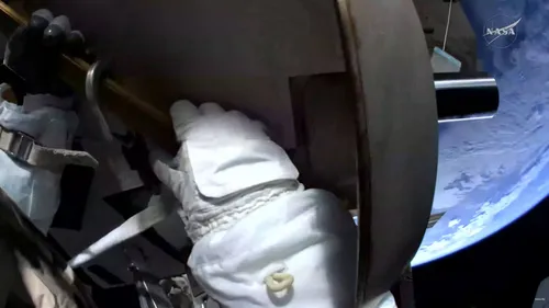 Les premières images de Sophie Adenot dans l'espace