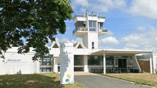 Deux morts dans le crash d'un avion près de Rochefort