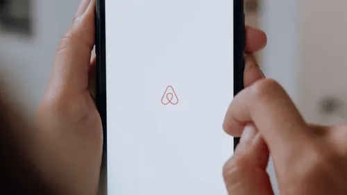 Louez une chambre chez le PDG de Airbnb 