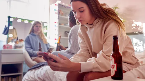 Brest : le CHRU à la recherche d’adolescents ayant déjà bu de l’alcool