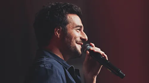 Amir dans "Nos Terres Inconnues" : les premières images dévoilées !