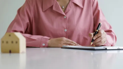 Tempête Ciaran : les démarches à suivre pour déclarer votre sinistre