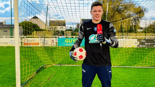 Son but a fait le tour du monde, Aurélien Déniel, gardien star d’un...