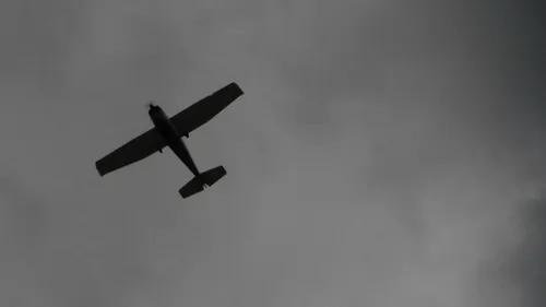 Un avion de ligne s'écrase à Washington après une collision avec un...