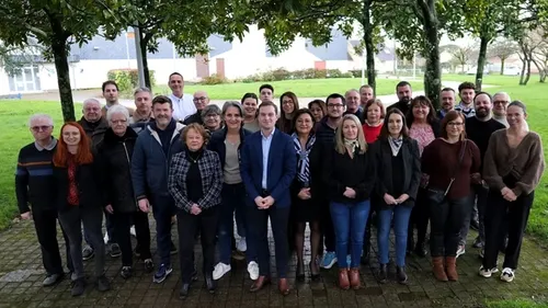 Ce jeune maire de Loire-Atlantique est élu à 2 voix près, un...