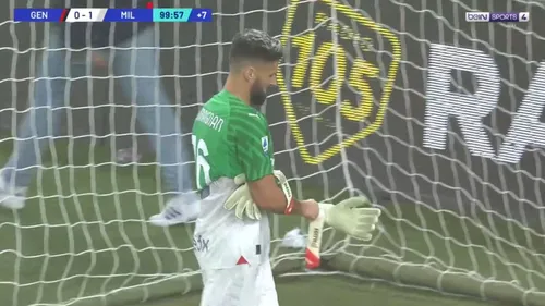 Football : Olivier Giroud, auteur d'un arrêt spectaculaire