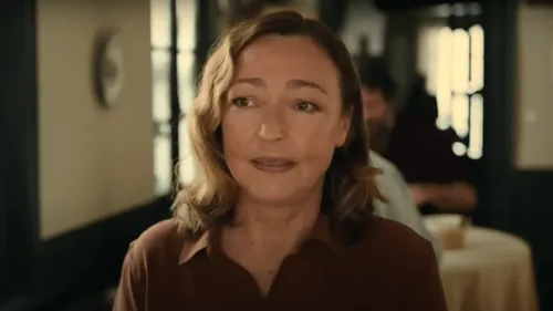 Cinéma : Catherine Frot fait son coming out dans “Un homme heureux”
